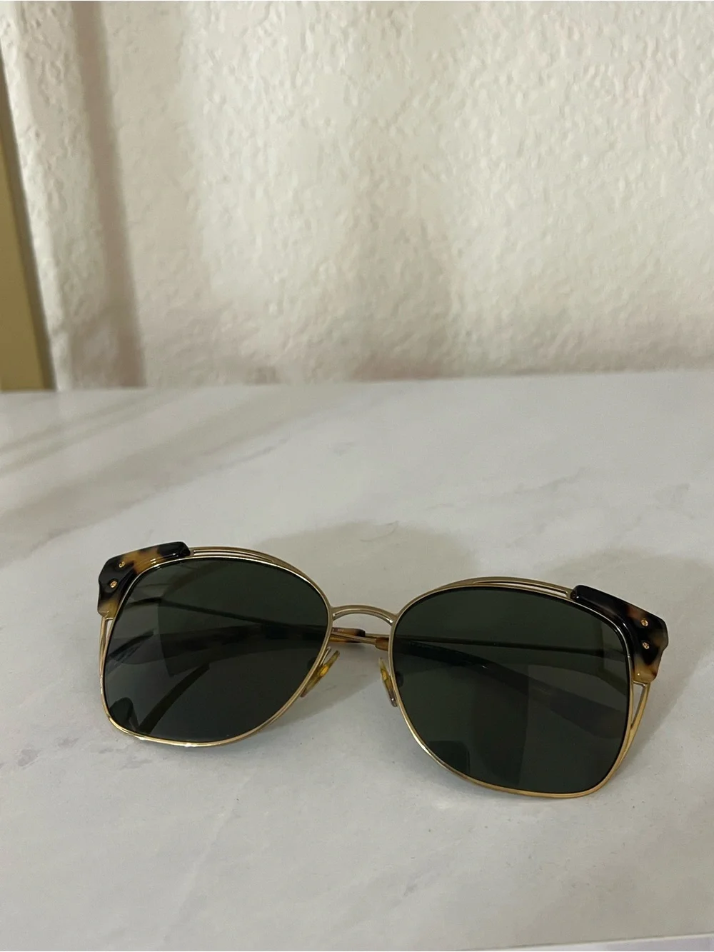 Tory Burch Tortoise Open Metal Frame Sunglasses Cat Eye Style TY6049